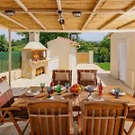 Villa Stamatella By Villa Plus